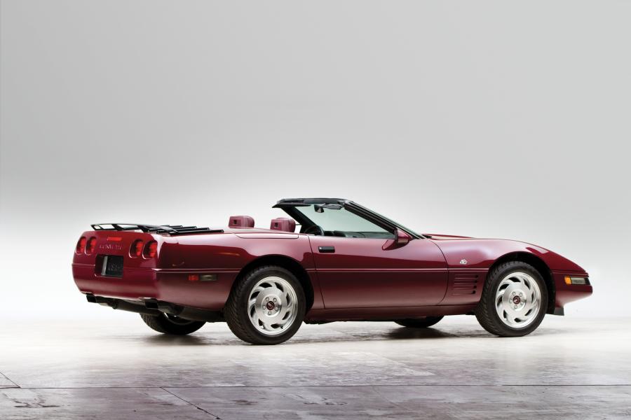 Chevrolet Corvette Convertible 1993 года  (фото 3 из 20)